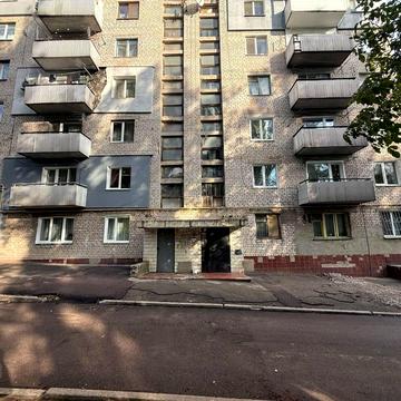 Дунайська вул., 43