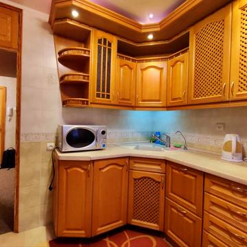 Лесі Українки просп. (Пушкіна), 67