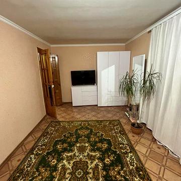 Продам однокімнатну квартиру Черемушки