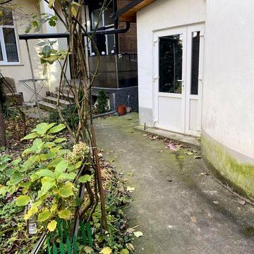 Здається квартира в центрі