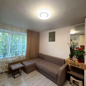 Продаж 1 кім квартири з ремонтом цегляний будинок Тракт Глинянський