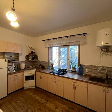 Продам будинок 67 м2 приват ділянка 9 сот Берегово вул Арань Яноша 145