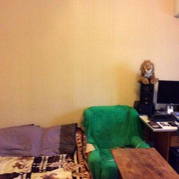 Продам 1 кімнатну квартиру вул Зодчих 64