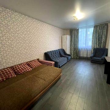 Оренда 1к Дарницька площа  Генератор на домі  вул Гашека 22 !