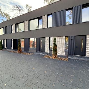 Мрії вул., 9-Б