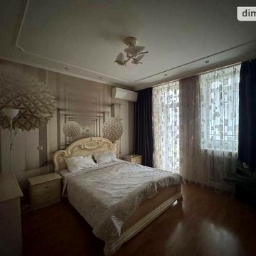 Довгострокова оренда 2к Квартира Єфремова Сергія вулиця