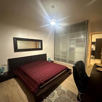 Інститутська вул., 24/7