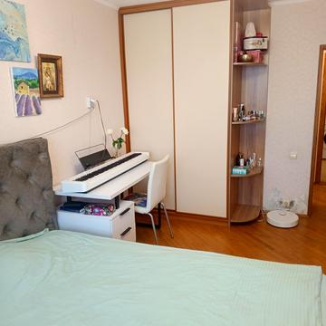 Жуля Верна бульв. (Ромена Роллана), 9