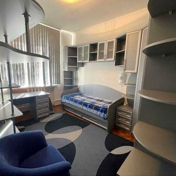 Здам чотирьох кімнатну квартиру/гараж