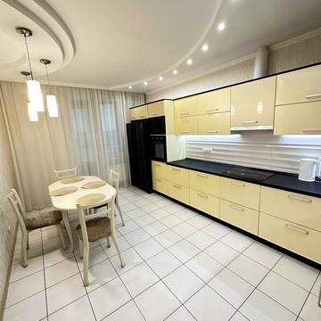 Коломийський пров., 17/31а