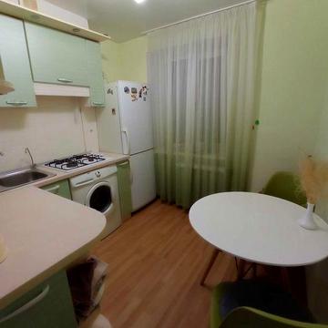 Оренда/ 2- к/ пр- кт Поля/