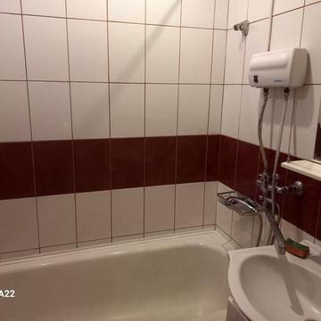 Оренда квартири трьохкімнатної