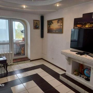 Оренда квартири трьохкімнатної