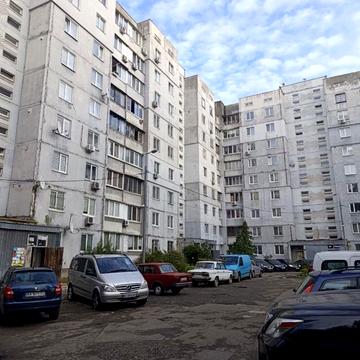 Червоної Калини просп. (Володимира Маяковського), 37