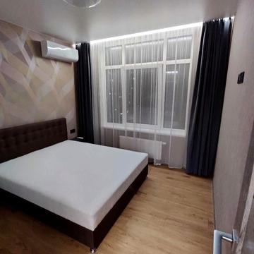 Євгена Сверстюка вул. (Марини Раскової), 6