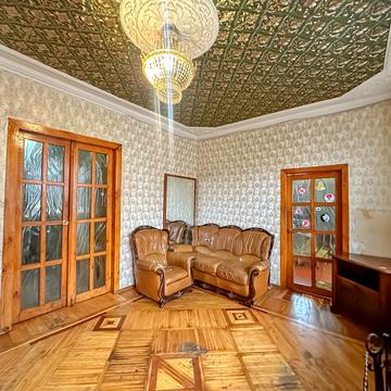 Проспект соборний, 159