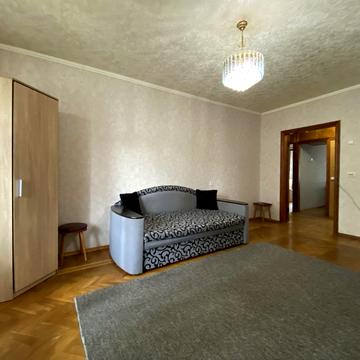 Донецьке шосе, 15