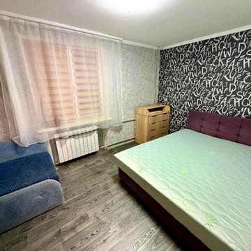 Олександра Поля просп. (Кірова), 94