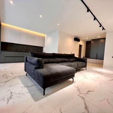 Науки просп. (Гагаріна), 112-А