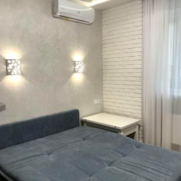 Академіка Сахарова вул., 9