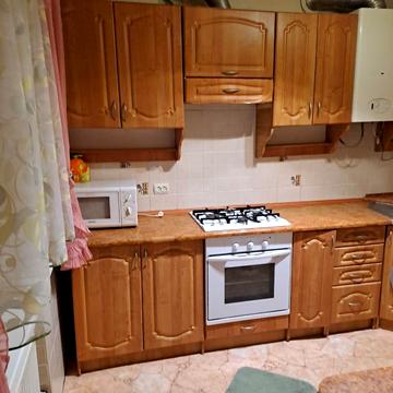 Максима Залізняка вул., 8