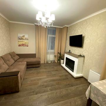 Пасічна вул., 169б