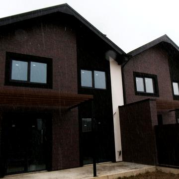 Сільська вул.