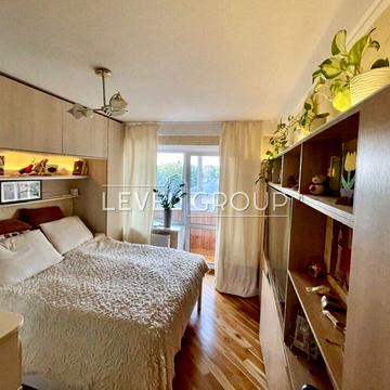 Авіаконструктора Антонова вул., 2/32