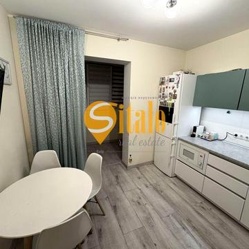 Софії Русової вул., 3