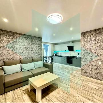 Набережна Перемоги вул., 44