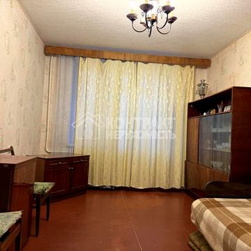 Амосова вул. (Корчагінців), 52