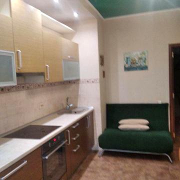 1 комнатная таирова небесной сотни/ левитана