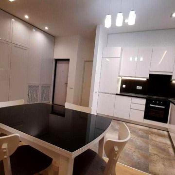 Миколи Міхновського бульв. (Дружби Народів), 7