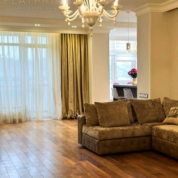 Андрія Верхогляда вул. (Михайла Драгомирова), 5