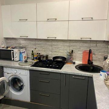 Сдам однокомнатную квартиру без посредников,долгосрочно