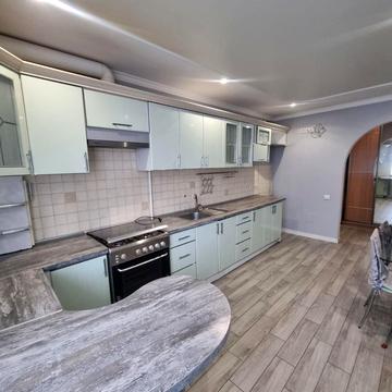 Галицька вул., 80а/б