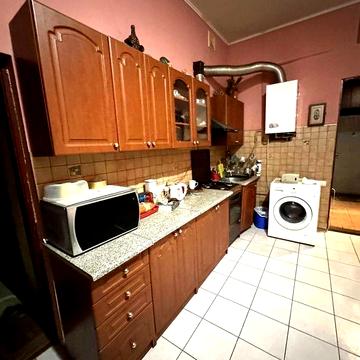 Продаж квартири центр по вулиці Братів Рогатинців у Галицькому районі.