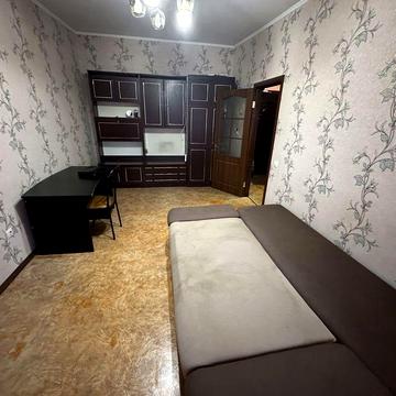 Здам 1 кім Небесної сотні центр ринок