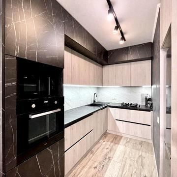 Зелена вул., 204