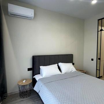 Миколи Боровського вул., 1/18