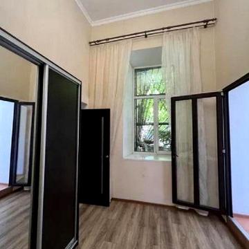 Тираспольська вул., 9