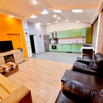 Волошкова вул., 74