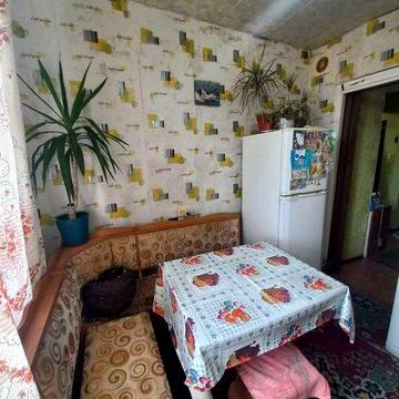 Продається  2-кімнатна квартира