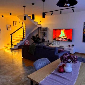 Княгині Ольги вул., 100б