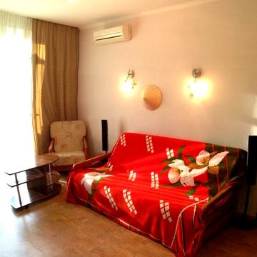 Джона Маккейна вул. (Івана Кудрі), 22