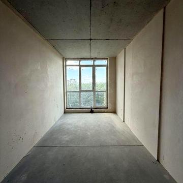 ВИД НА ПАРК! 2-к квартира без ремонту в центрі міста!