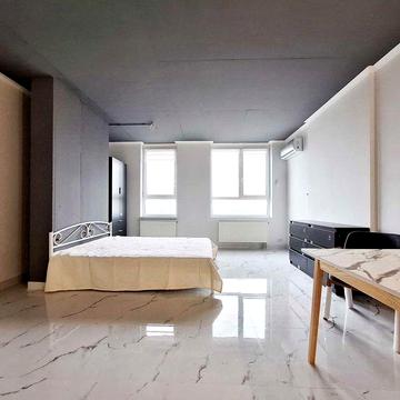 Миколи Бажана 17 м. Бориспільська ЖК Olympic Park, світло не вимикають