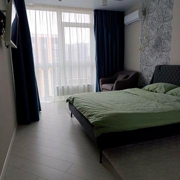 Предславинська вул., 42