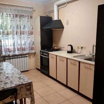 (3-50) Трехкомнатная квартира с ремонтом  в Лузановке