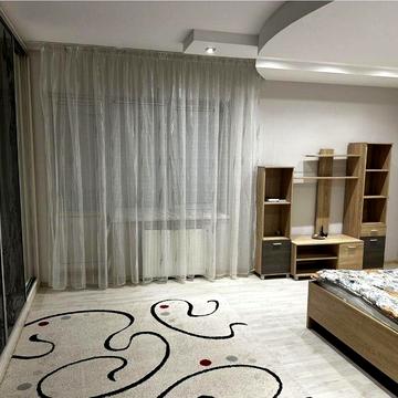 Продається 3-х кімн кв-ра з гаражем у " новому" р-ні м. Ужгород